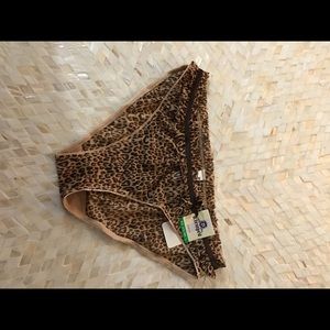 Leopard print panties